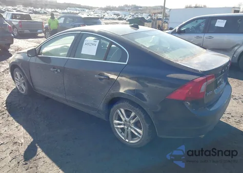 2012 Volvo S60 T6 z USA, uszkodzony, nr VIN YV1902FH6C2087826